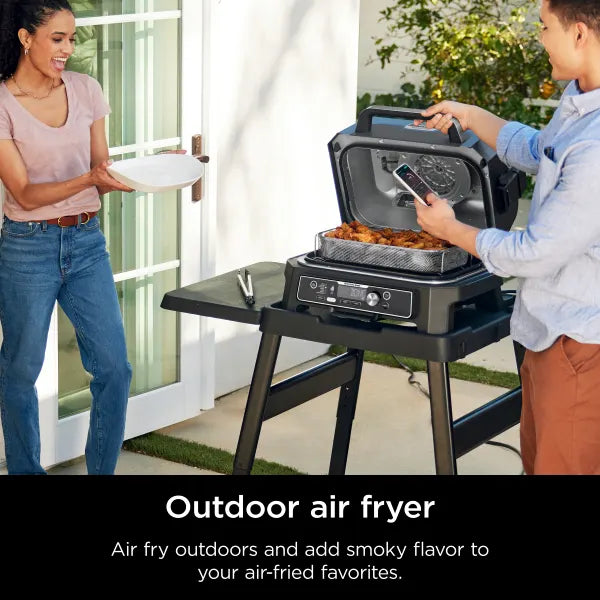 Ninja Woodfire® Pro 4-in-1 XL Outdoor Grill & Smoker with Built-in Thermometer